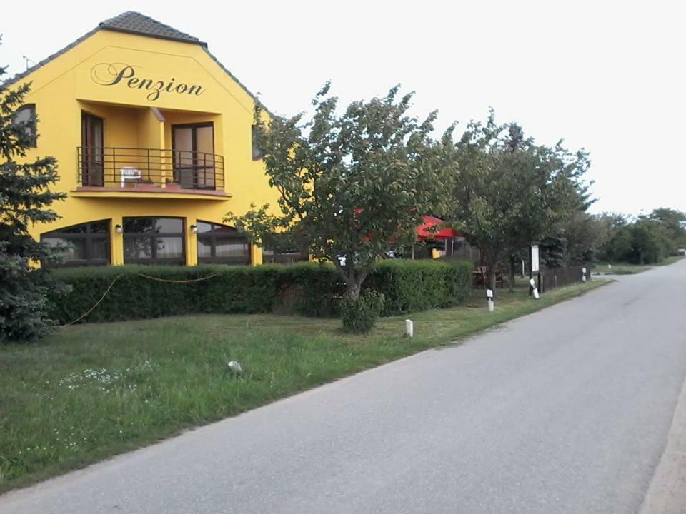 Hostinec U Josefa Jevisovice Bagian luar foto